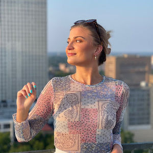 Meet your Posher, Courtney